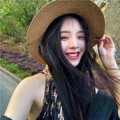 孤舟载梦渡星河